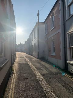 Walking back home from the ferry through Appledore's narrow streets